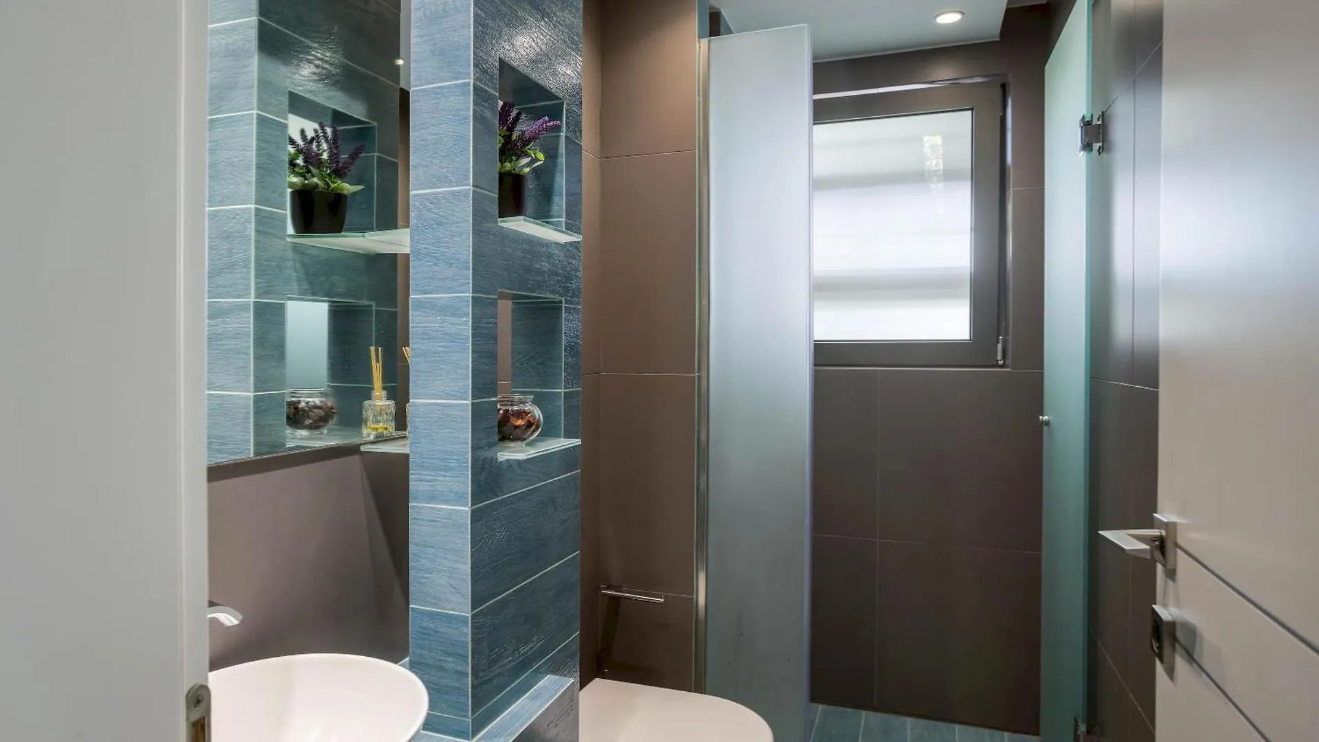 Crystal Sun Luxury Villa Giofirakia